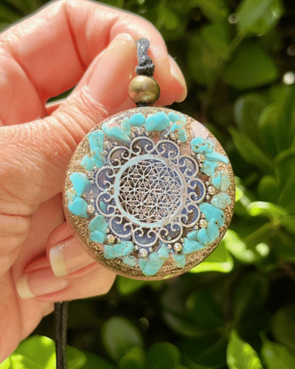 Collar de Orgonita Flor de la Vida