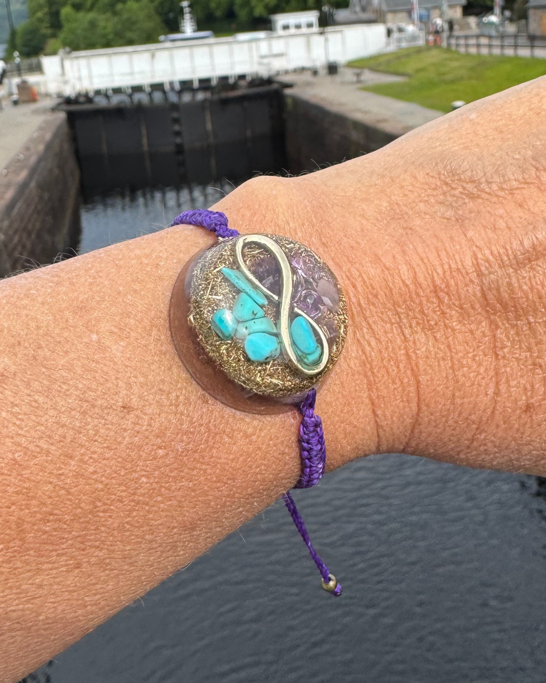 Pulsera Orgon Infinito con Amatista y Turquesa