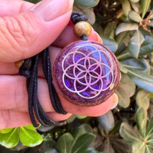 Collar Orgon Semilla de la Vida con Amatista, Cuarzo Rosa y Piedra Luna