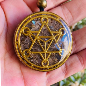 Collar Orgon Labradorita con Símbolo Merkaba