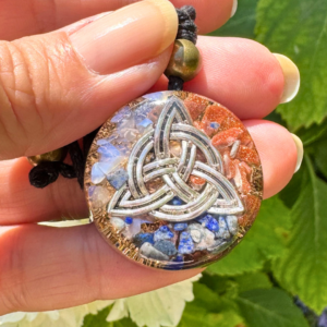 Triqueta Collar Orgon